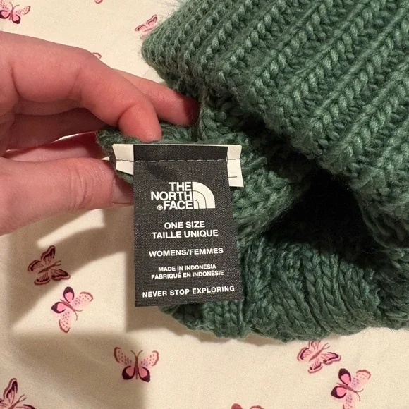 The North Face Green Cable Knit Beanie with Pom-Pom - Picture 3 of 3